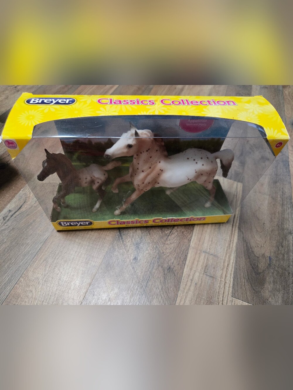 Breyer Classic Collection - Picture 2 of 7